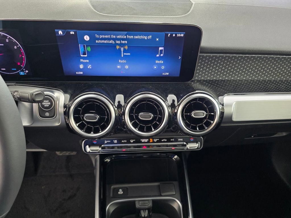 New 2026 Mercedes-Benz GLB 250 image 14