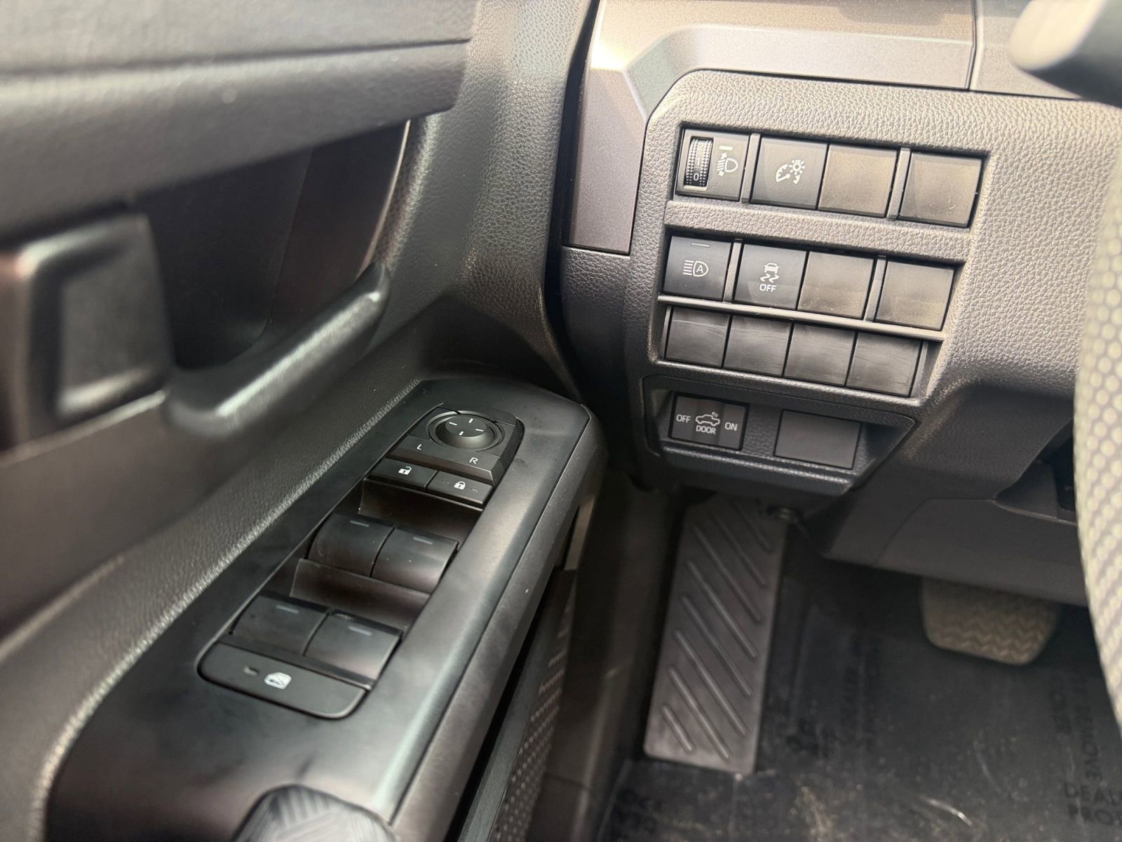 Certified 2025 Toyota Tacoma SR5 RWD image 23