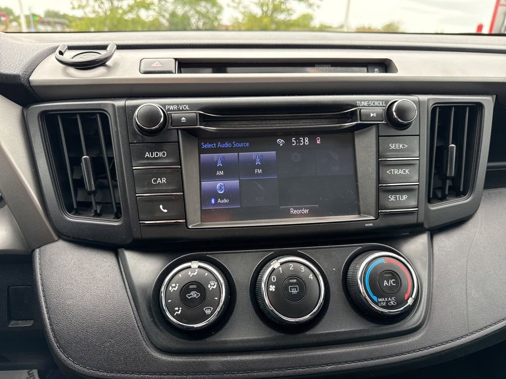 Used 2016 Toyota RAV4 LE AWD/4WD image 13