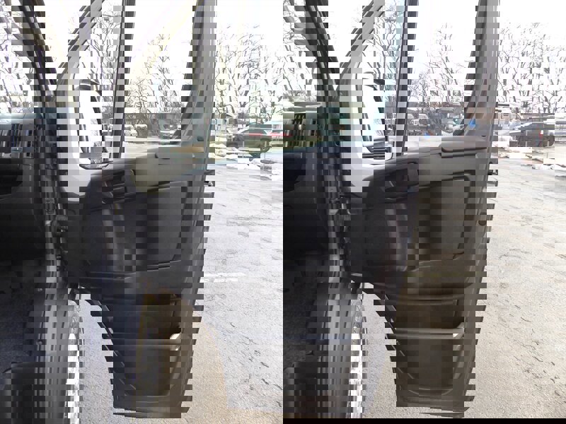 Used 2017 RAM ProMaster 3500 w/ Premium Appearance Group image 24