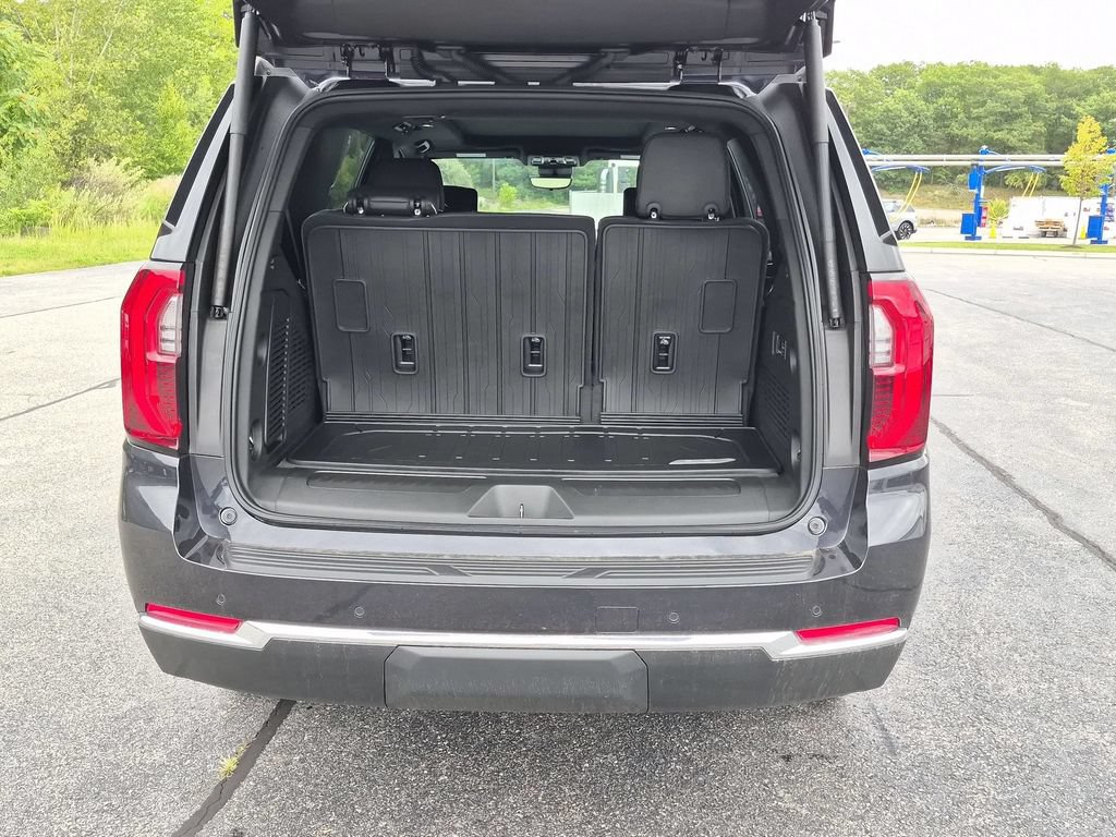 New 2026 GMC Yukon Elevation w/ Elevation Premium Package AWD/4WD image 32
