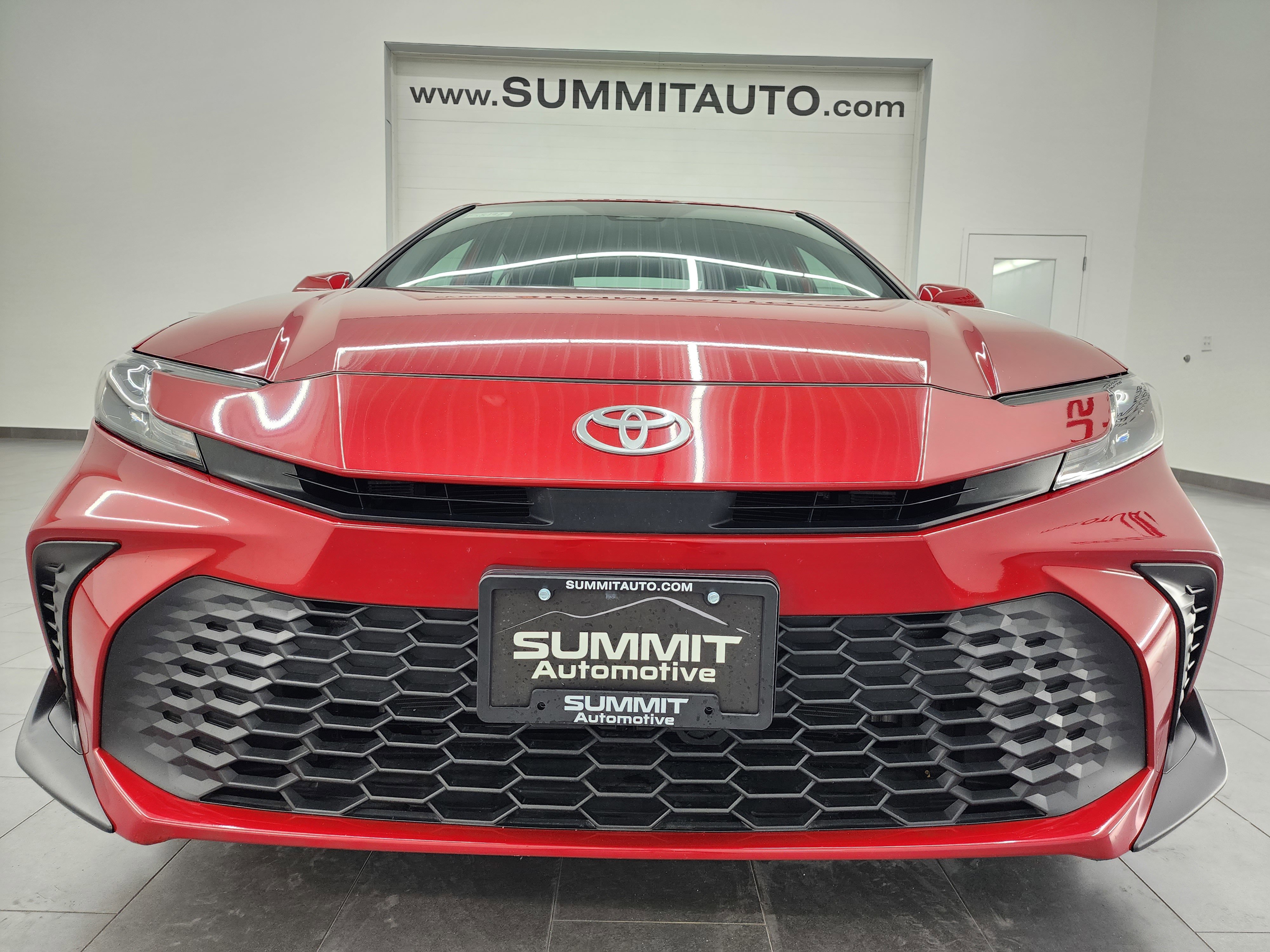 Used 2025 Toyota Camry SE image 22