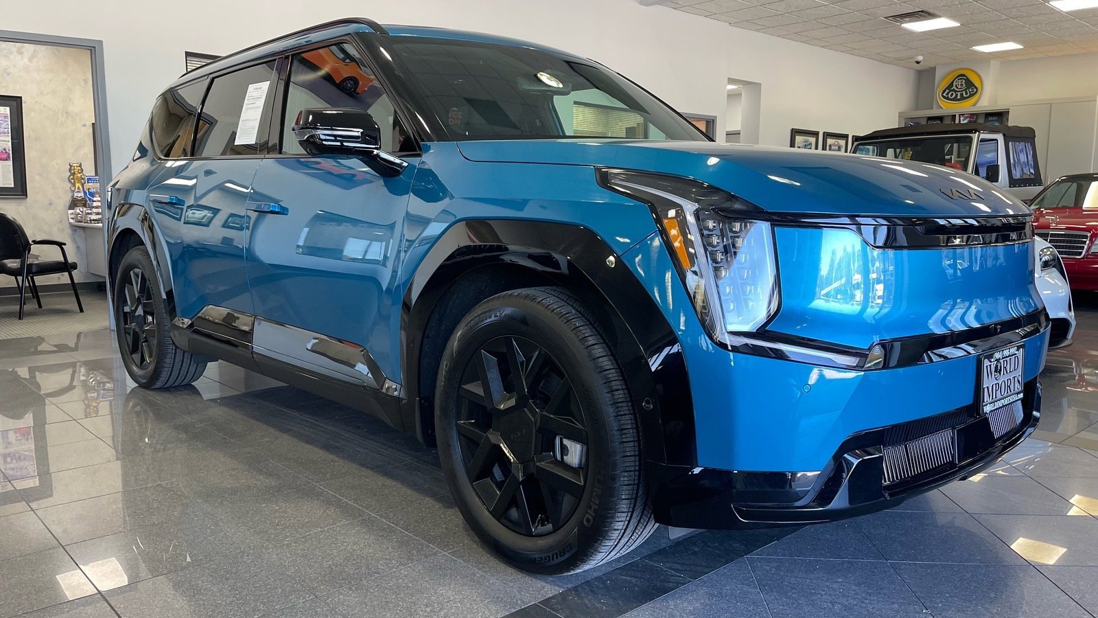 Used 2026 Kia EV9 Land w/ Nightfall Edition Package image 6