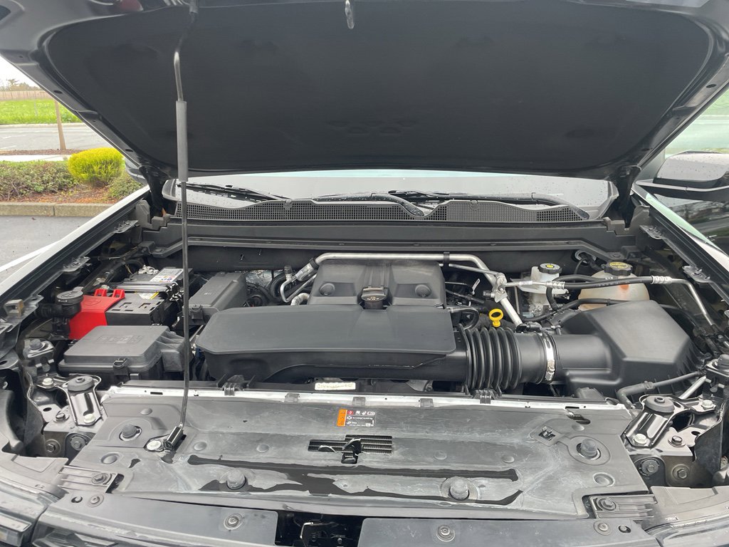 Used 2024 Chevrolet Colorado ZR2 w/ ZR2 Convenience Package III image 17