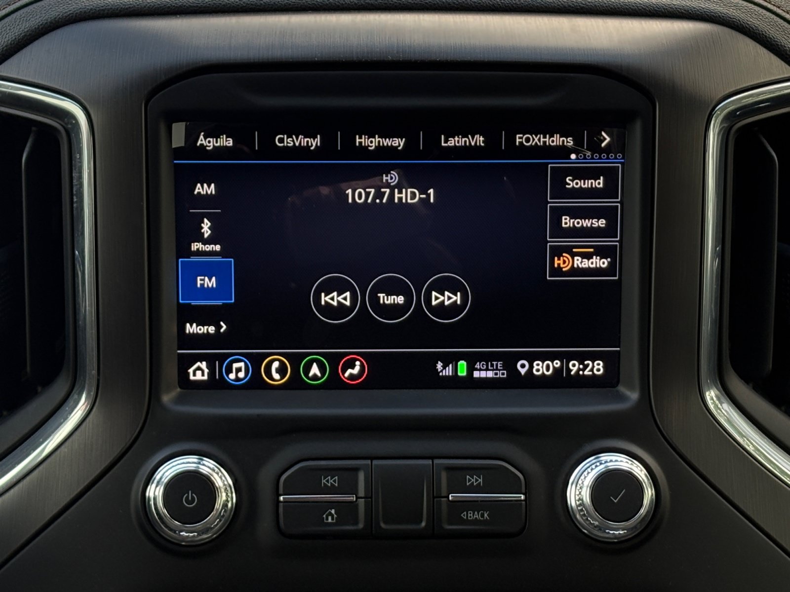 Used 2020 GMC Sierra 1500 AT4 w/ AT4 Premium Package AWD/4WD image 16