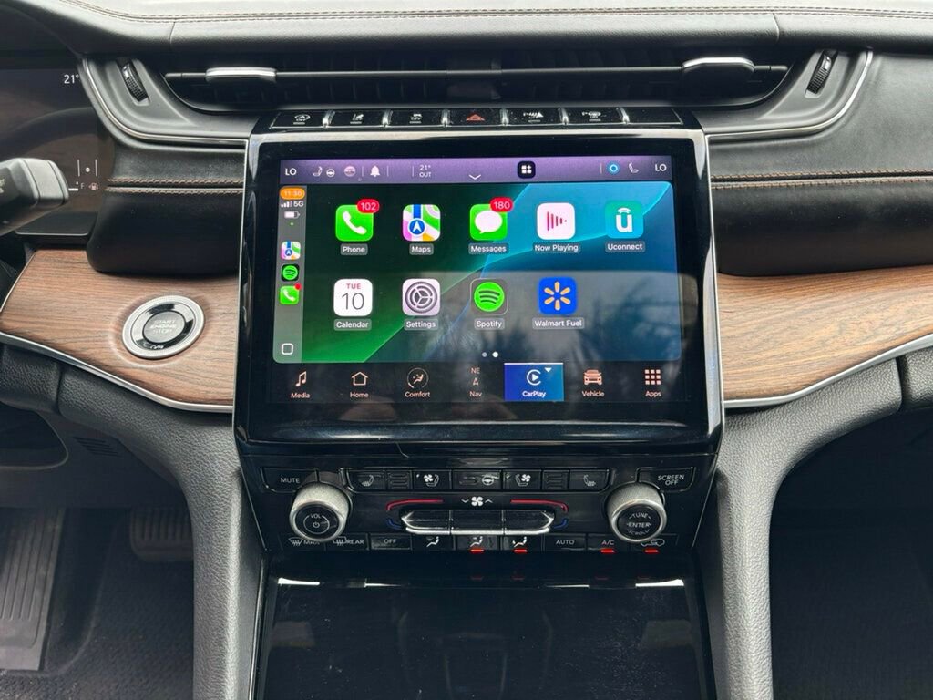 Used 2021 Jeep Grand Cherokee L Summit w/ Luxury Tech Group V image 29
