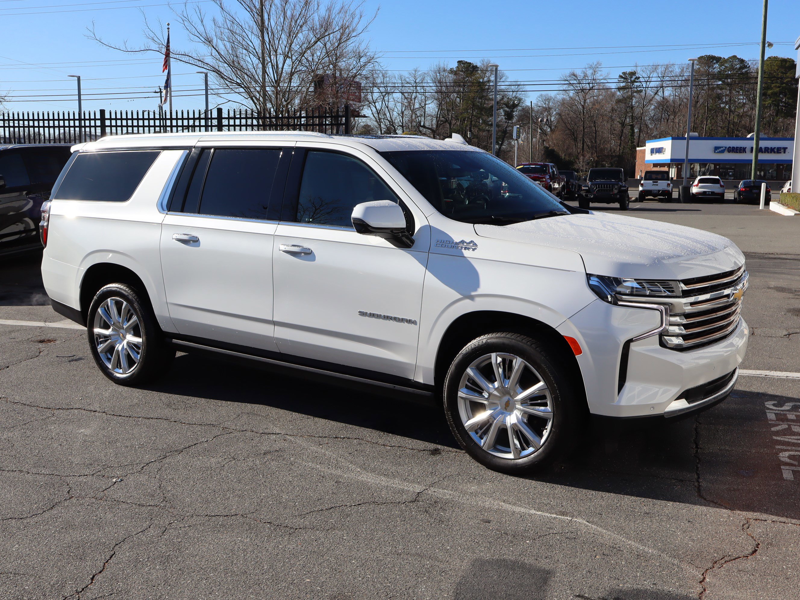 Certified 2024 Chevrolet Suburban High Country w/ Premium Package image 2