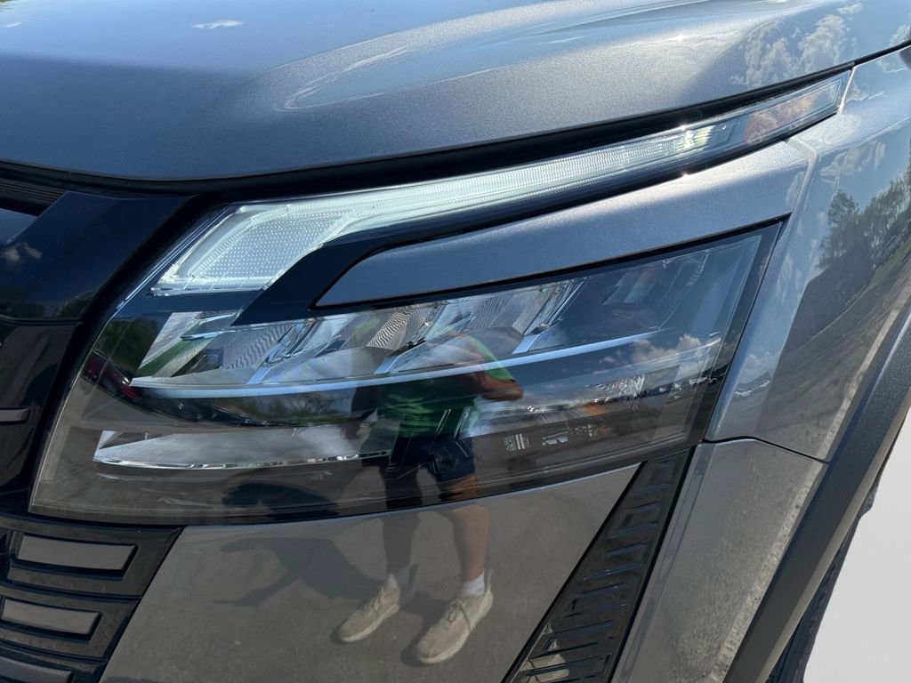 New 2026 Nissan Pathfinder SV AWD/4WD image 22