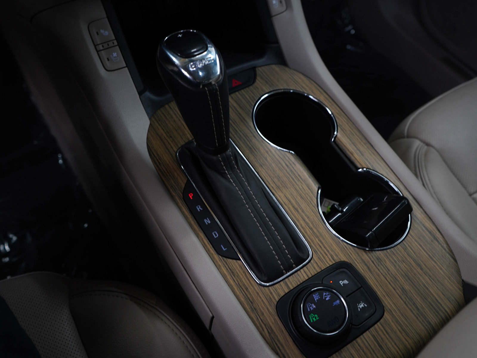 Used 2018 GMC Acadia Denali w/ Technology Package image 20