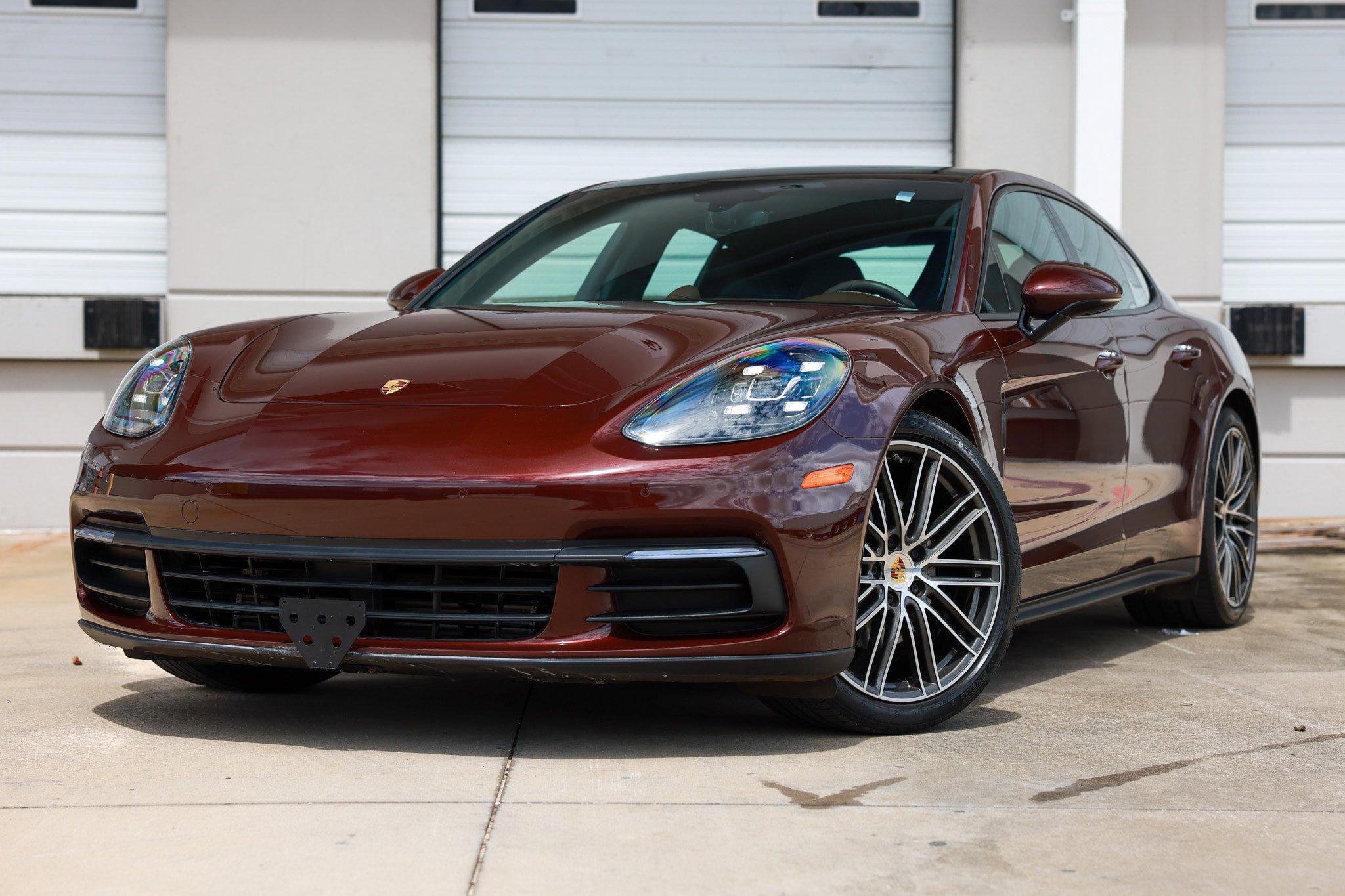 Used 2019 Porsche Panamera RWD image 1