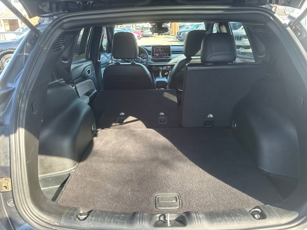 Used 2024 Jeep Compass Latitude image 20