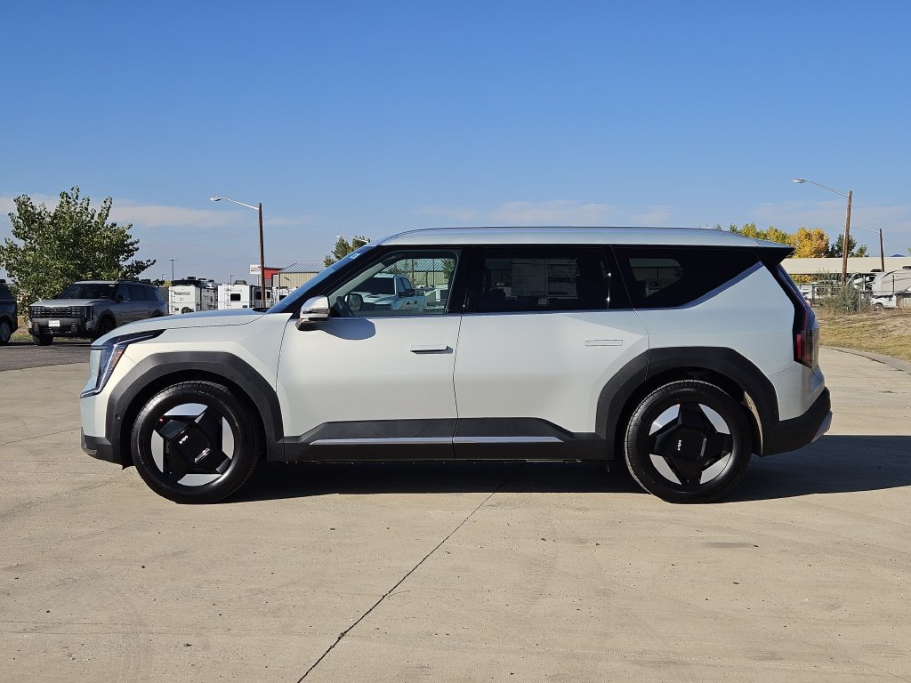 New 2026 Kia EV9 Wind AWD/4WD image 8