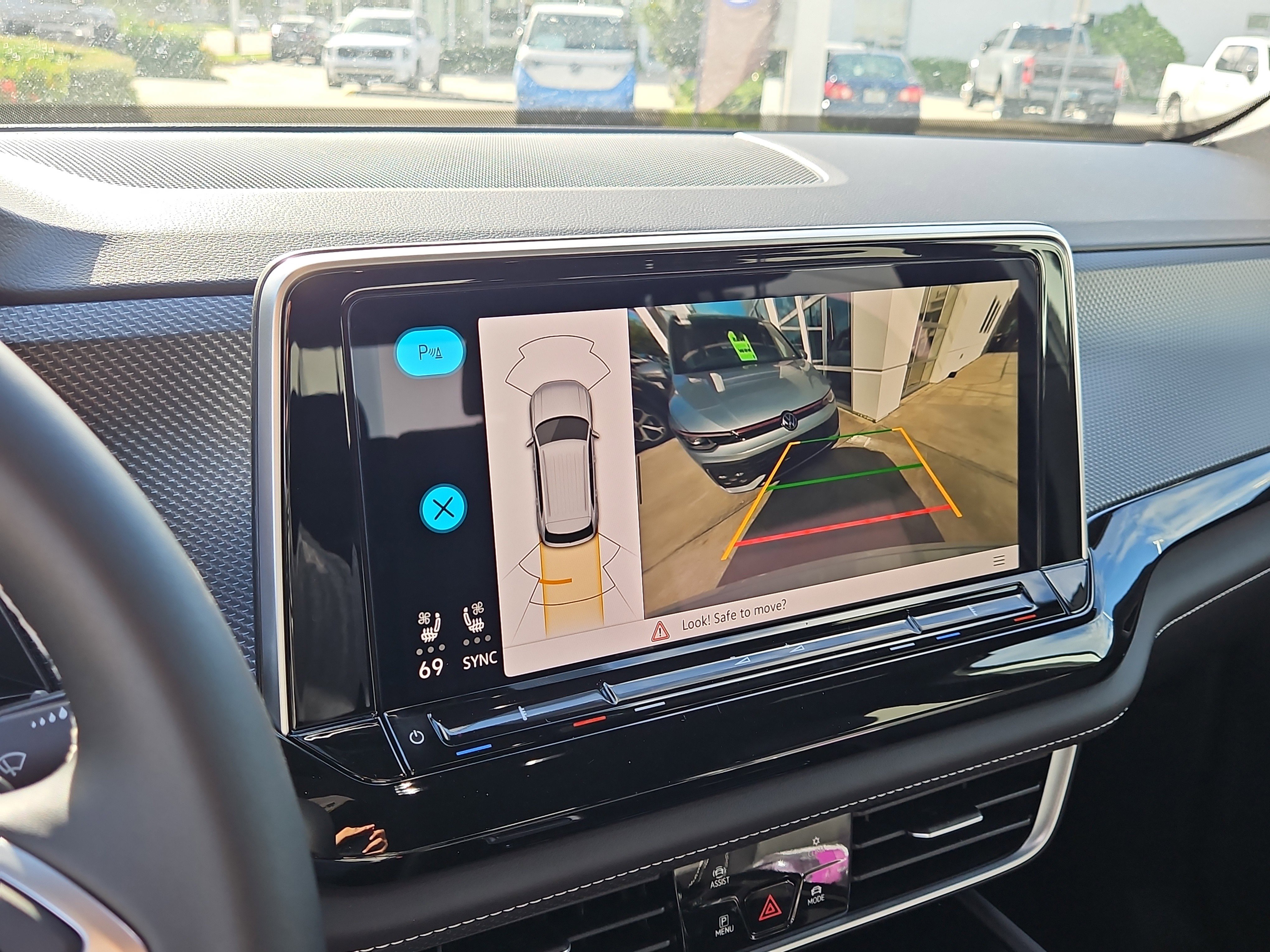 New 2026 Volkswagen Atlas Cross Sport SEL image 18