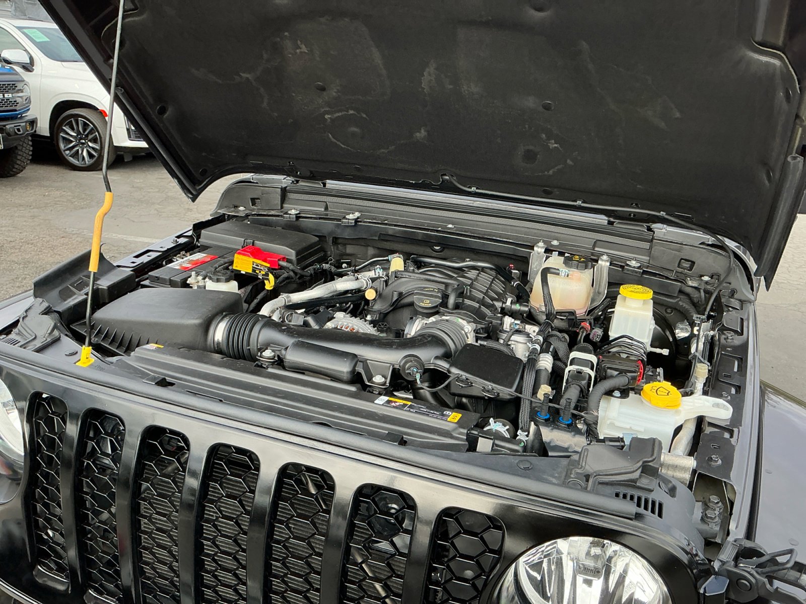 Used 2022 Jeep Gladiator Sport AWD/4WD image 24