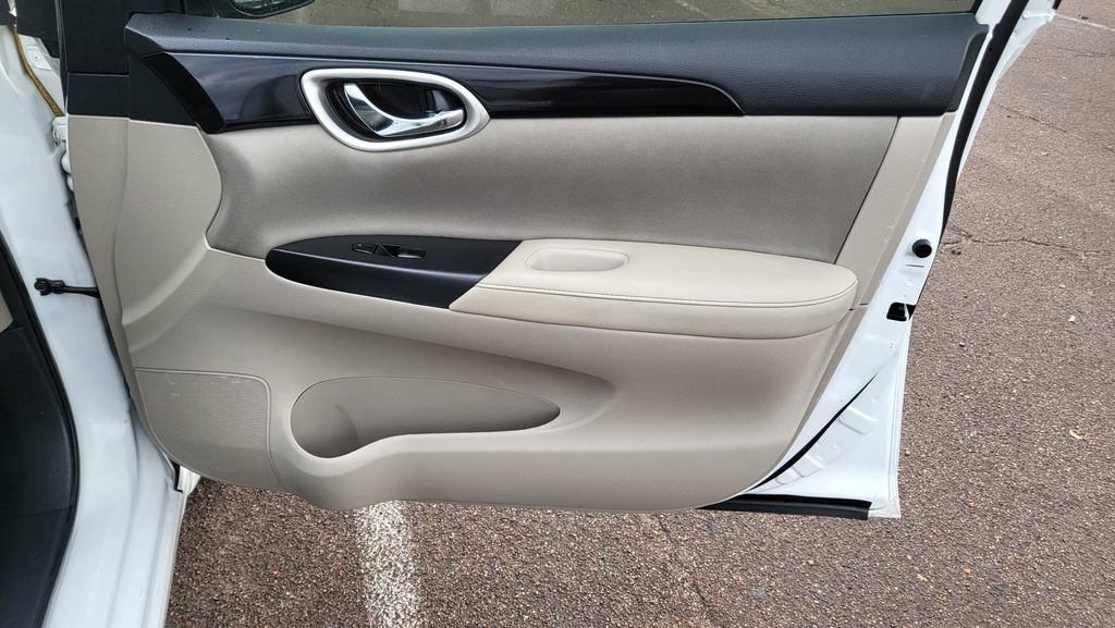 Used 2017 Nissan Sentra SV image 16