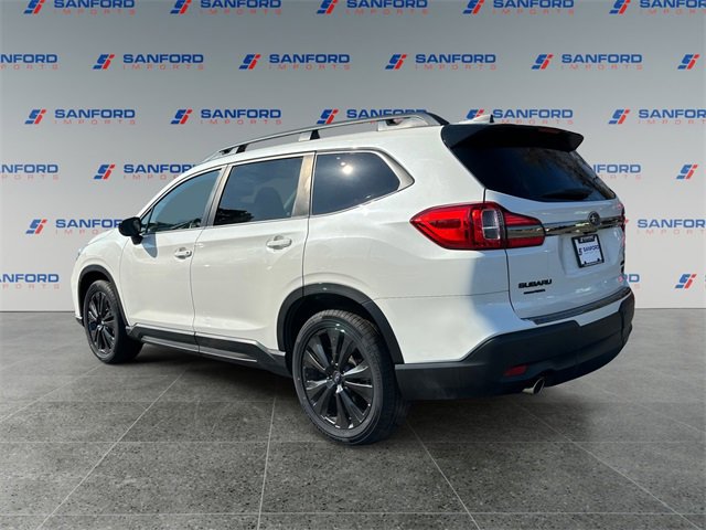 Used 2022 Subaru Ascent Onyx Edition image 3