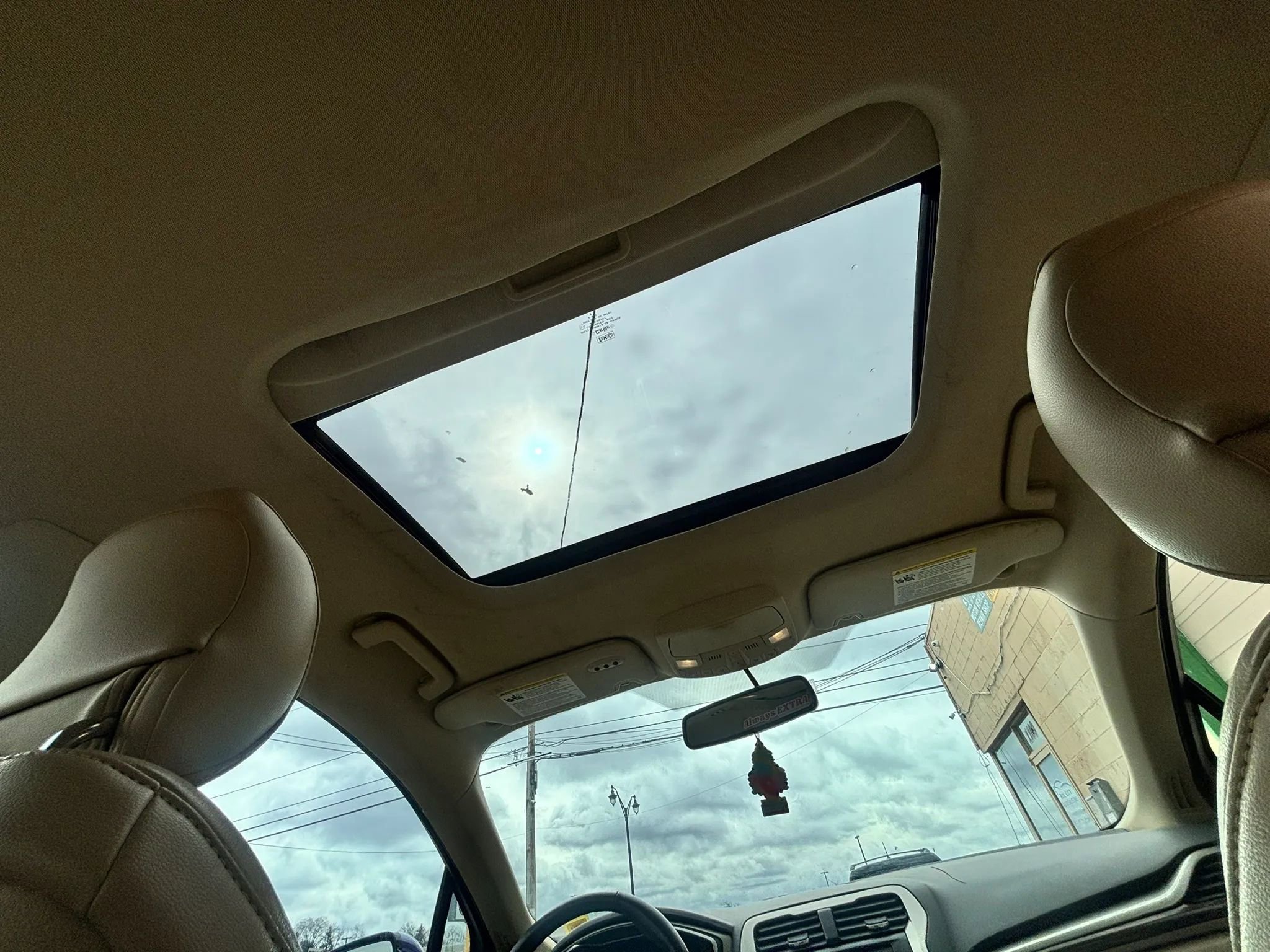 Used 2014 Ford Fusion SE w/ Equipment Group 202A image 28