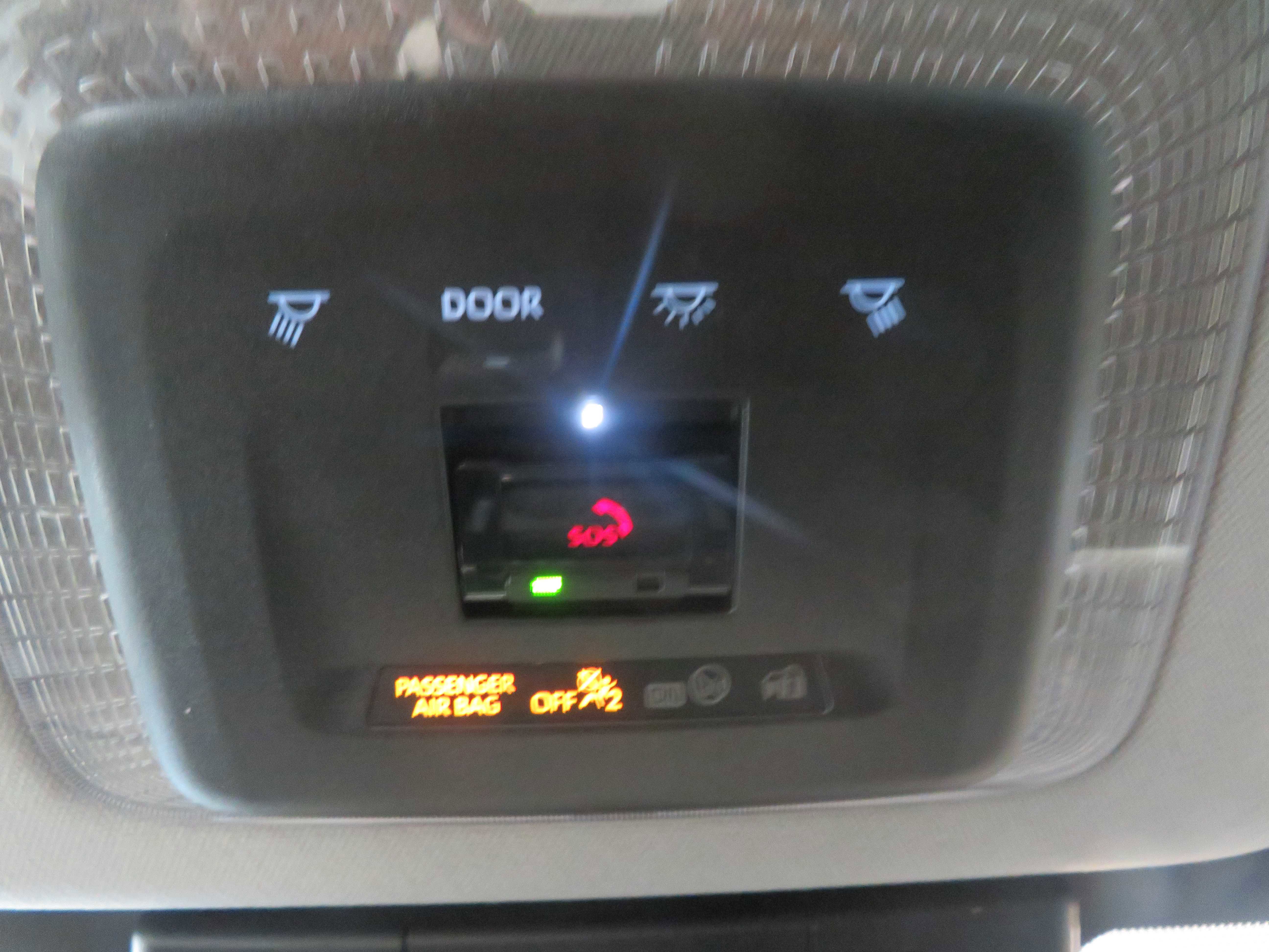 Used 2025 Toyota Prius LE image 38