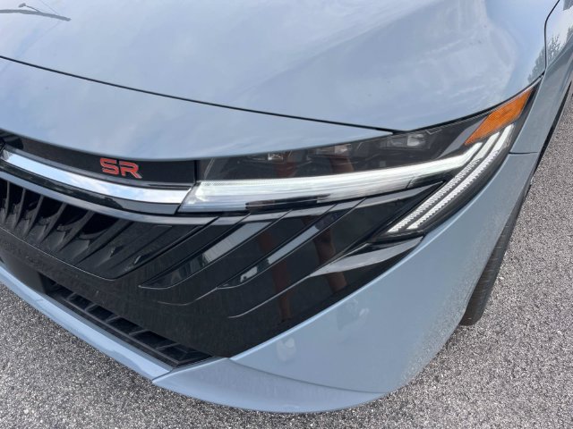 New 2026 Nissan Sentra SR w/ SR Premium Package FWD image 9