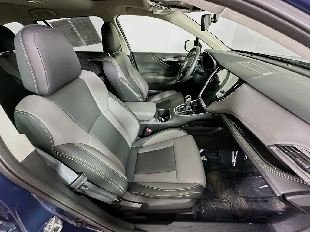 Certified 2025 Subaru Outback Onyx Edition image 36