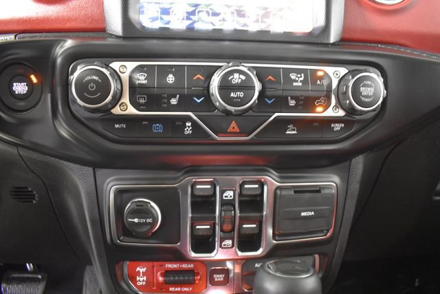 Used 2023 Jeep Wrangler Unlimited Rubicon 4xe AWD/4WD image 28