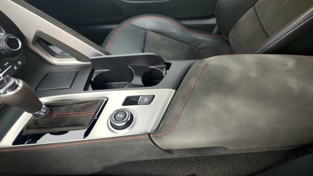 Used 2019 Chevrolet Corvette Stingray Convertible w/ 3LT Preferred Equipment Group RWD image 17