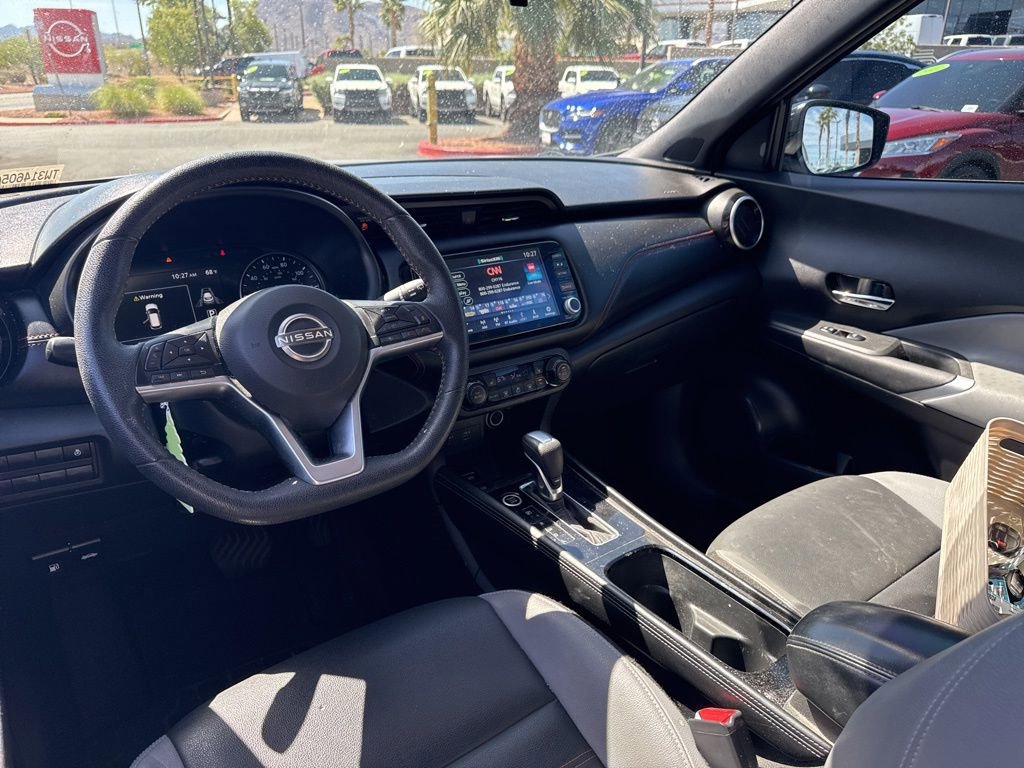 Used 2023 Nissan Kicks SR w/ SR Premium Package FWD image 17