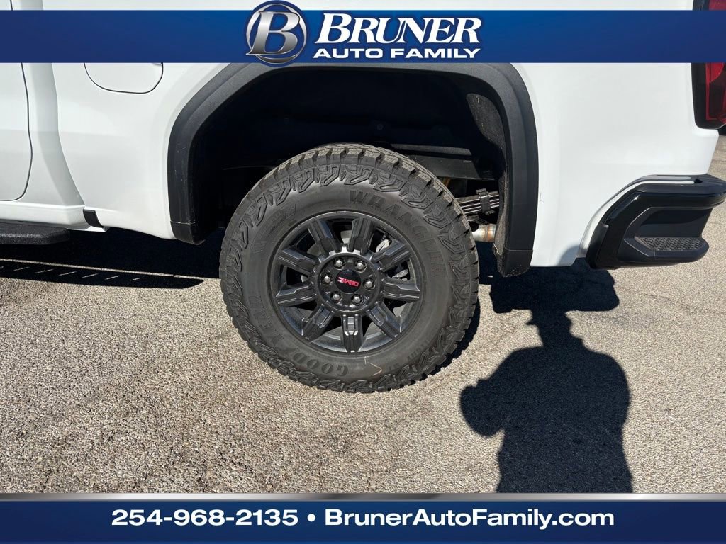 New 2026 GMC Sierra 1500 AT4X image 10