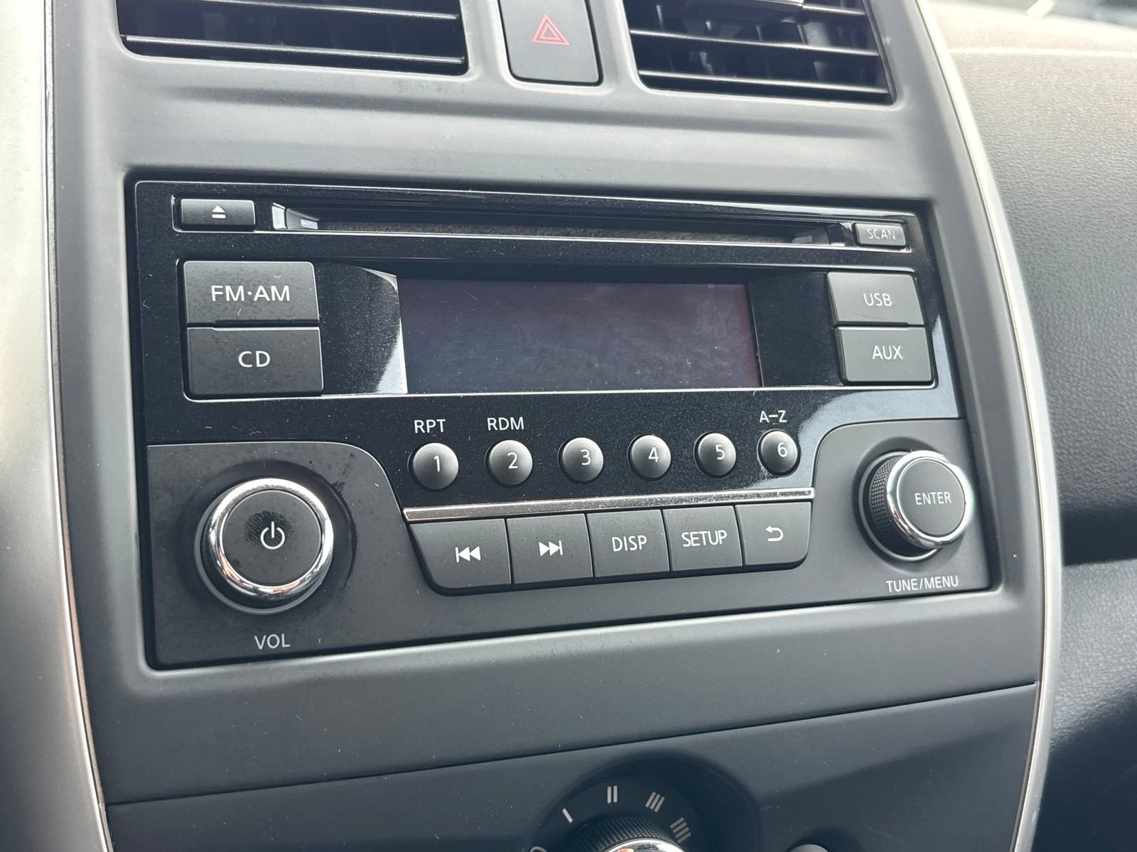 Used 2015 Nissan Versa SV FWD image 20