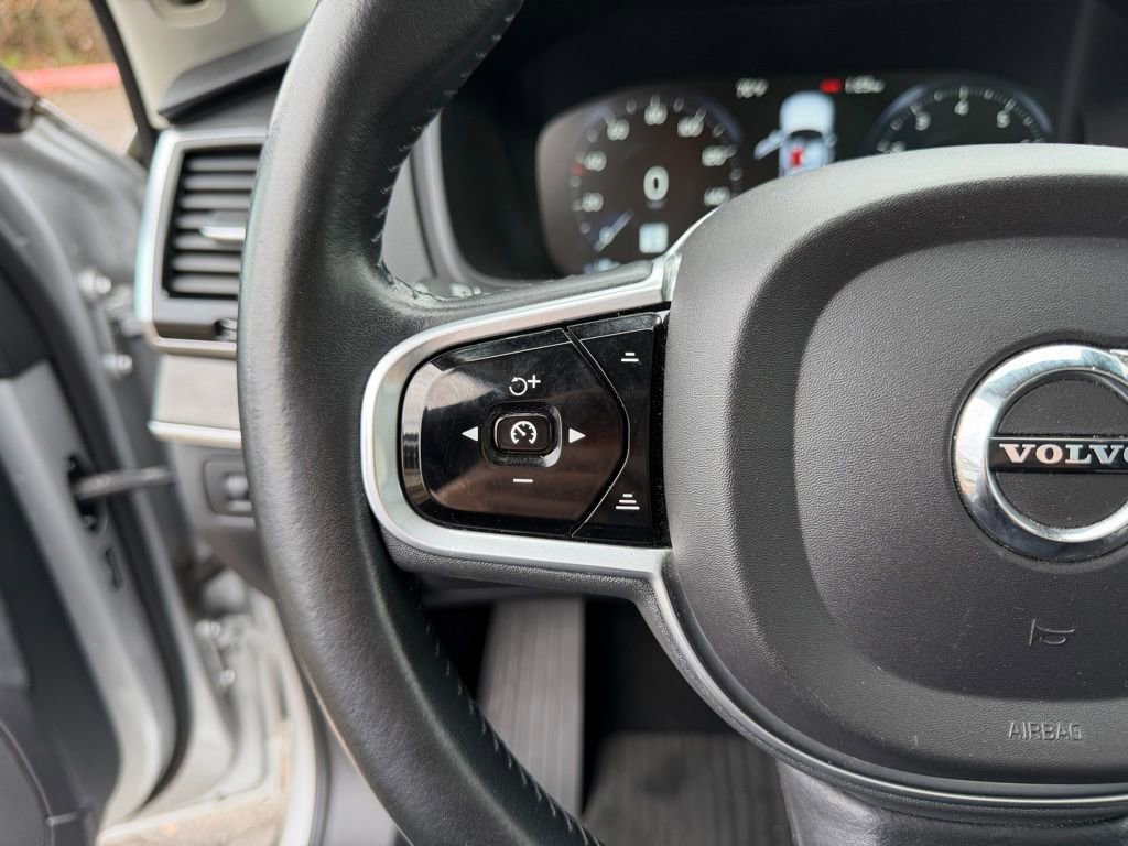 Used 2018 Volvo XC90 T6 Momentum w/ Convenience Package image 18