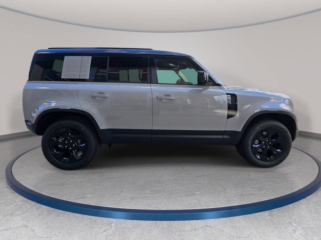 New 2026 Land Rover Defender 110 S AWD/4WD image 4