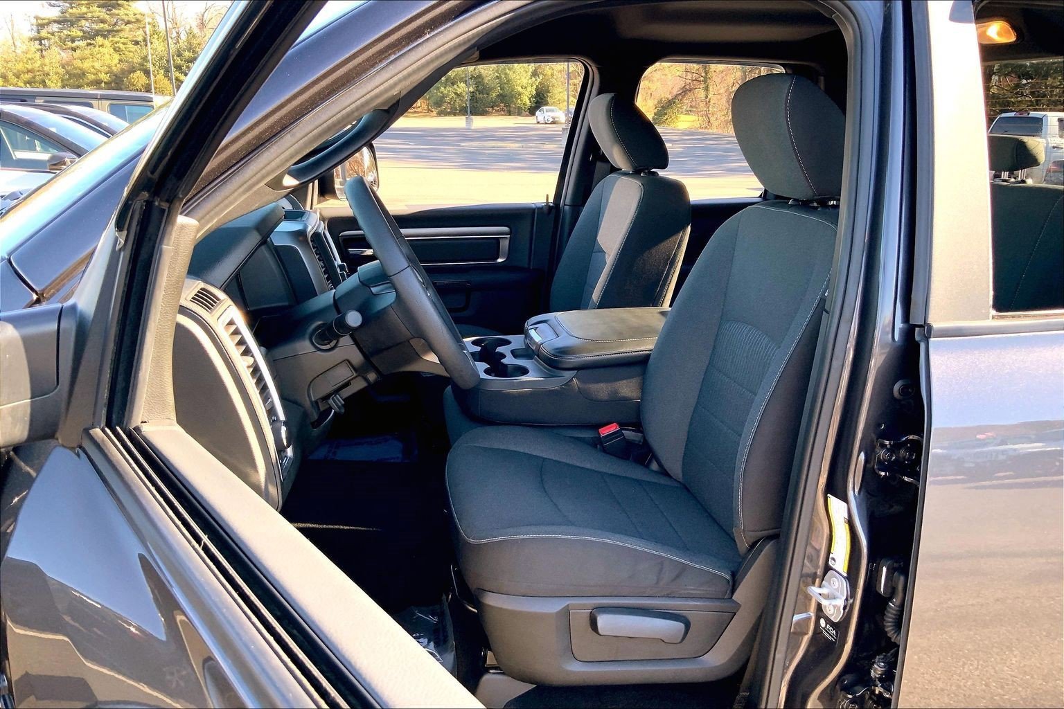 Certified 2022 RAM 1500 Classic Warlock w/ Trailer & Traction Group image 8