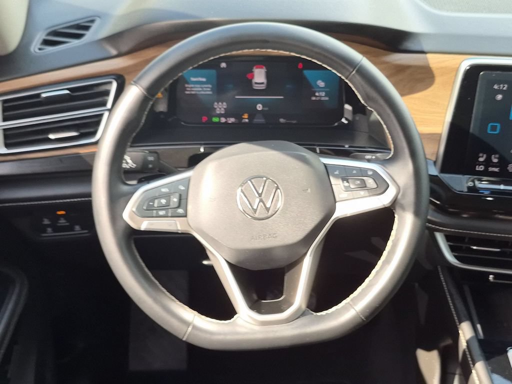 Used 2025 Volkswagen Atlas SE FWD image 23