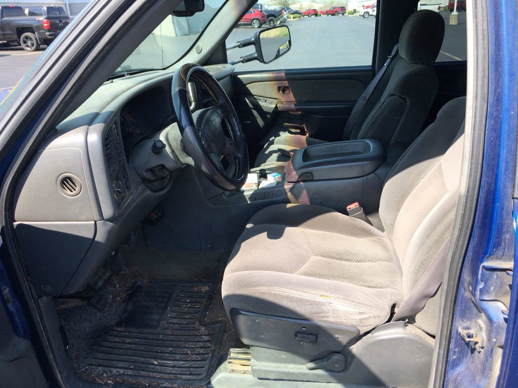 Used 2003 Chevrolet Silverado 3500 LS w/ Skid Plate Package AWD/4WD image 16