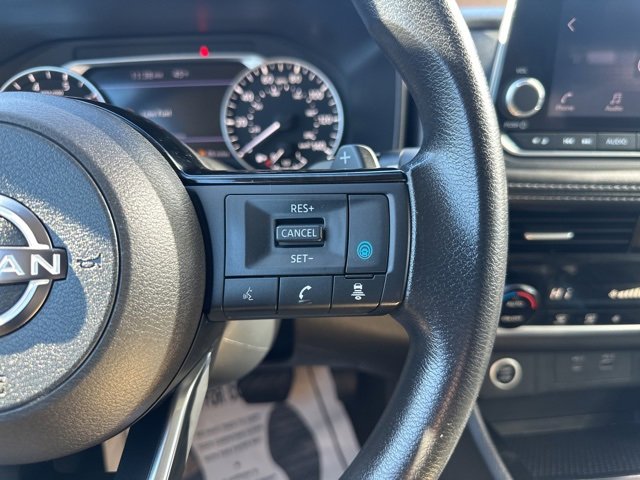 Used 2023 Nissan Rogue SV image 19