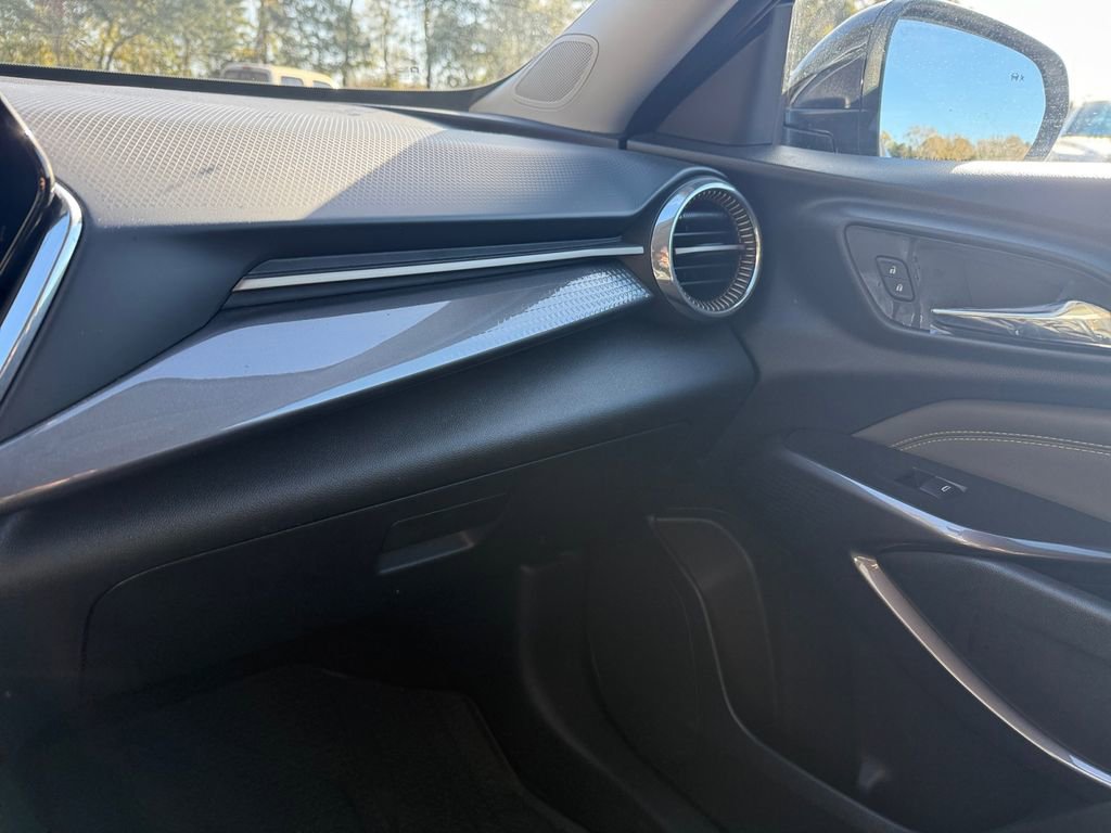 Used 2025 Chevrolet Trax ACTIV w/ Driver Confidence Package image 25