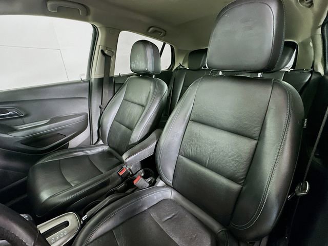 Used 2016 Chevrolet Trax LTZ w/ LPO, Cargo Package image 23