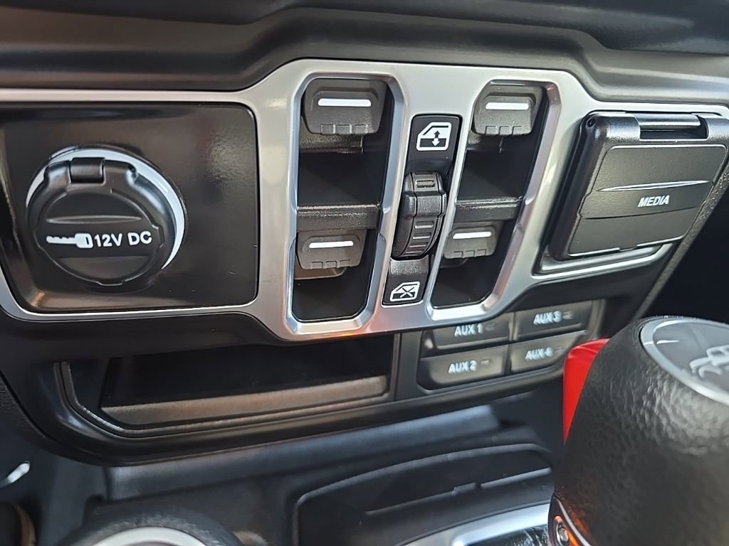 New 2025 Jeep Gladiator Sport image 33