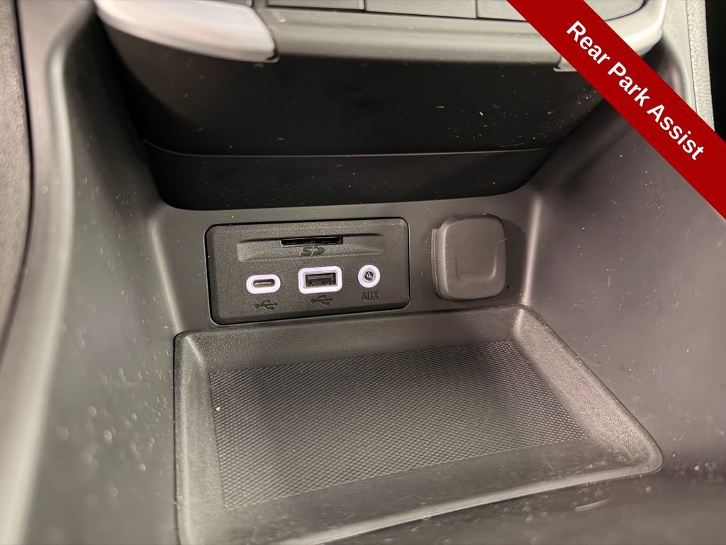 Used 2023 GMC Terrain SLT AWD/4WD image 29