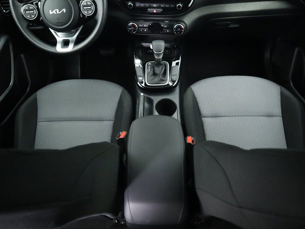 Used 2023 Kia Soul S image 17