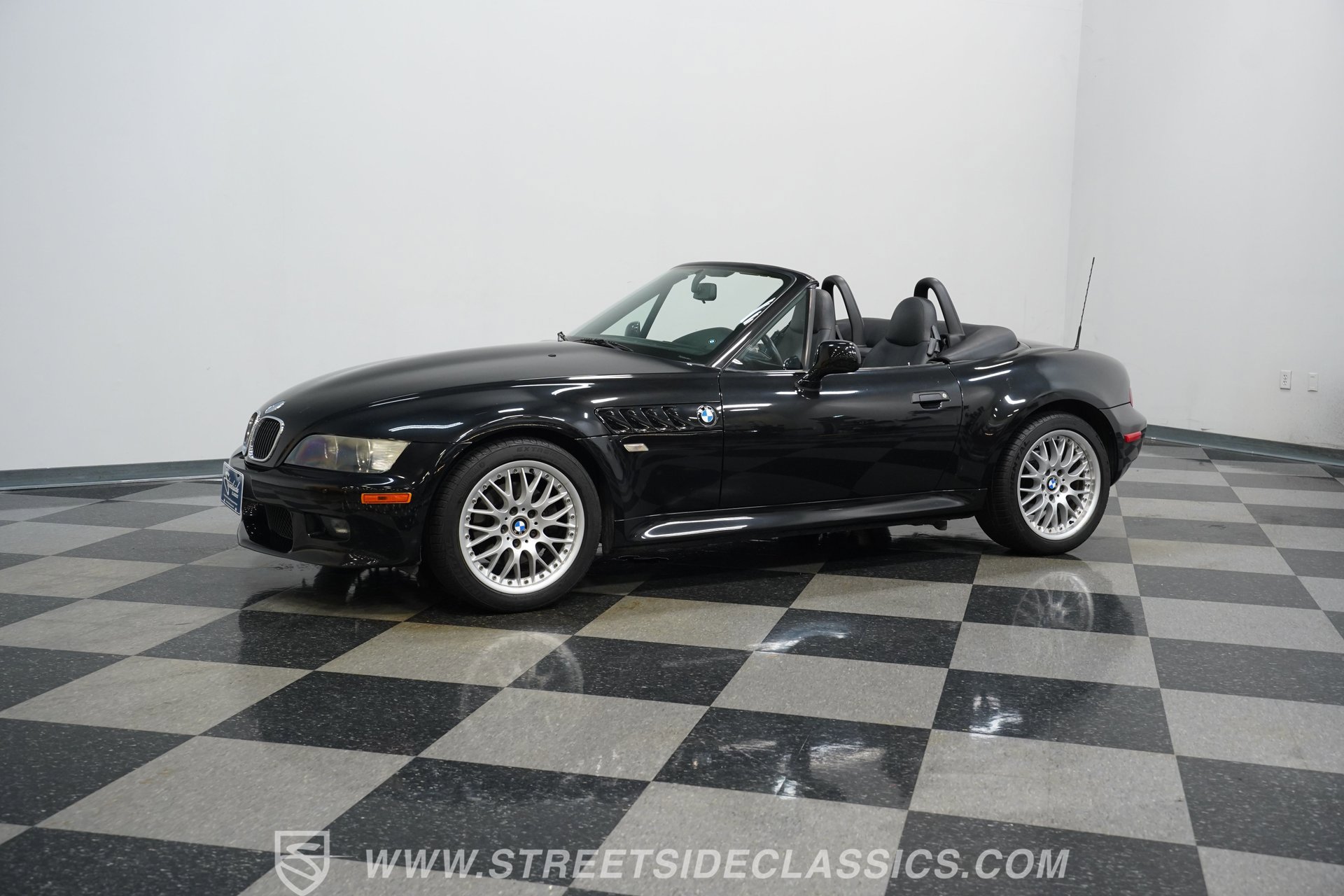 Used 2002 BMW Z3 3.0i image 7