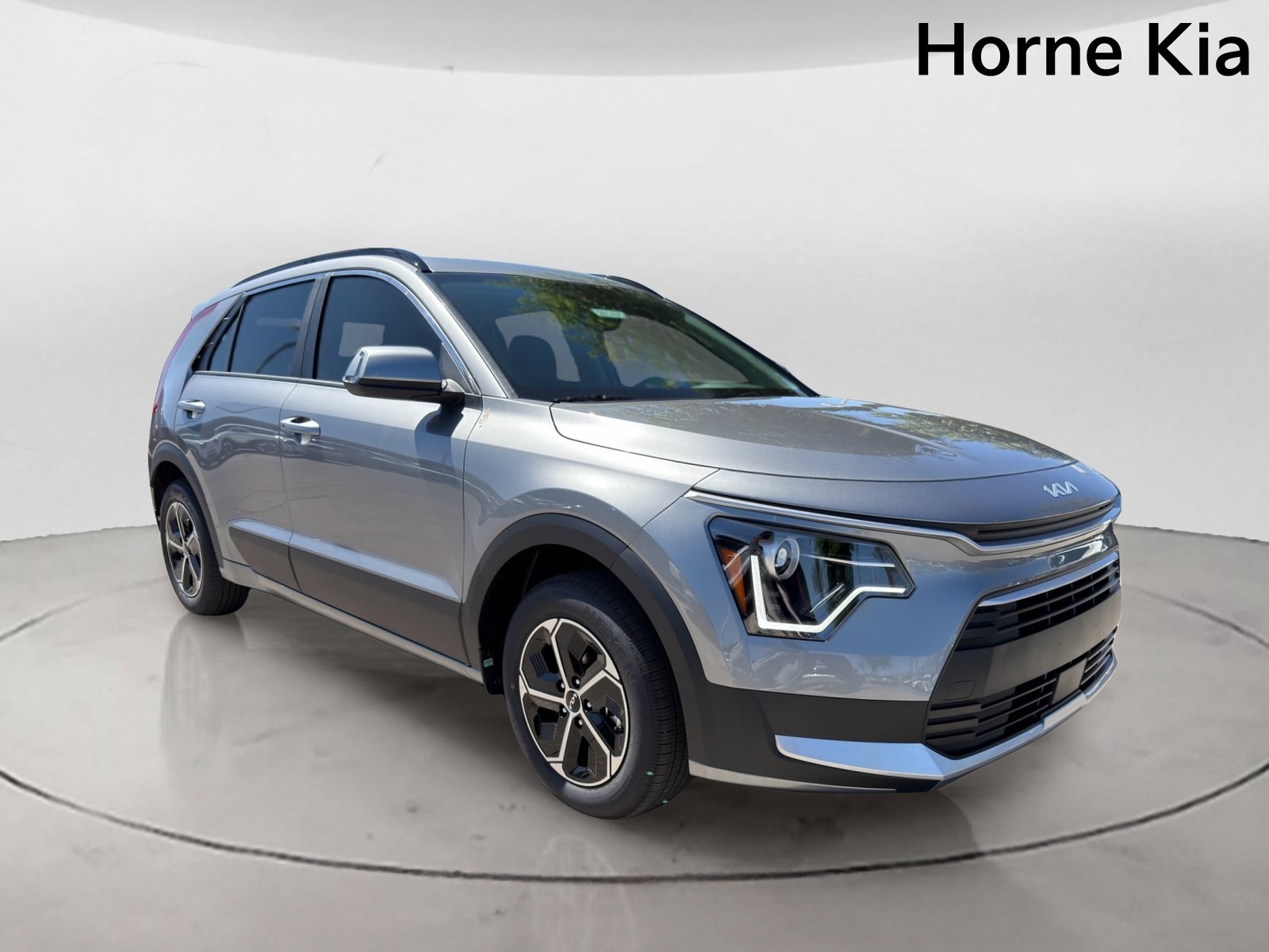 New 2026 Kia Niro EX FWD image 2