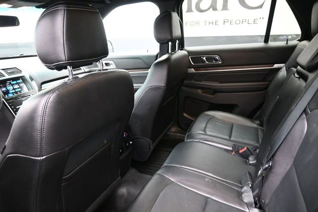 Used 2017 Ford Explorer Limited AWD/4WD image 23