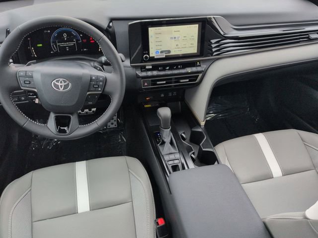 Used 2026 Toyota Camry SE image 23