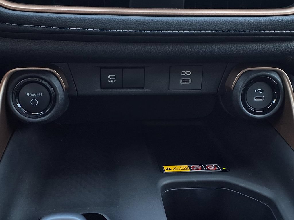Certified 2025 Toyota Grand Highlander AWD Hybrid image 12