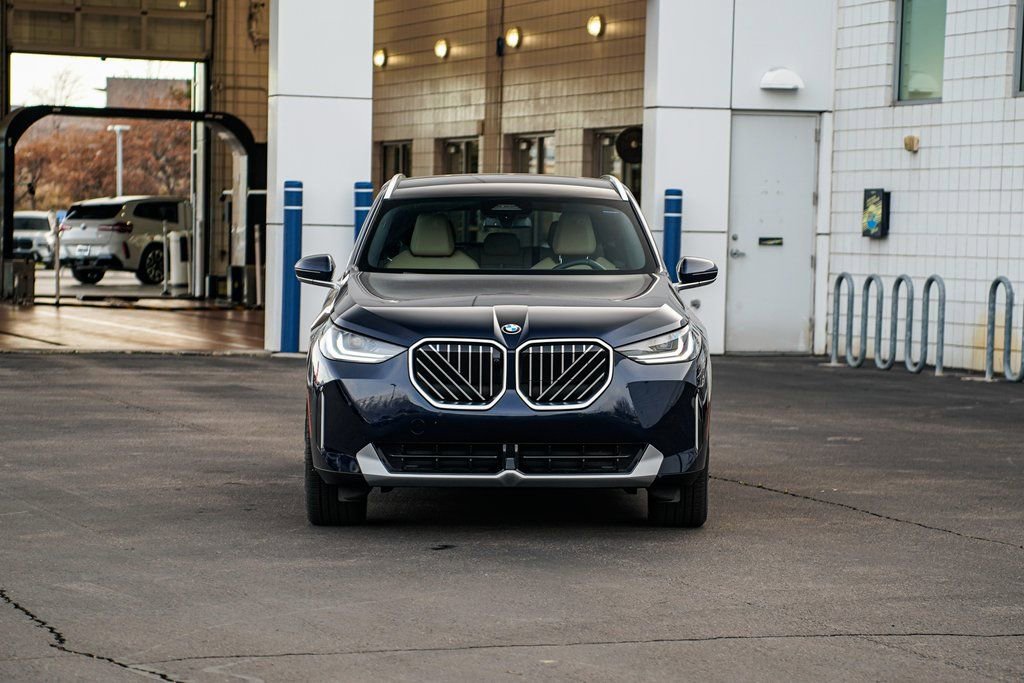 Used 2026 BMW X3 xDrive30 AWD/4WD image 2