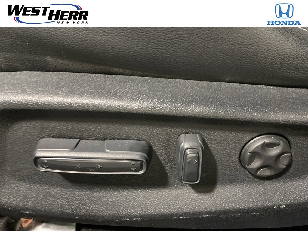 Used 2018 Honda Accord Sport image 16