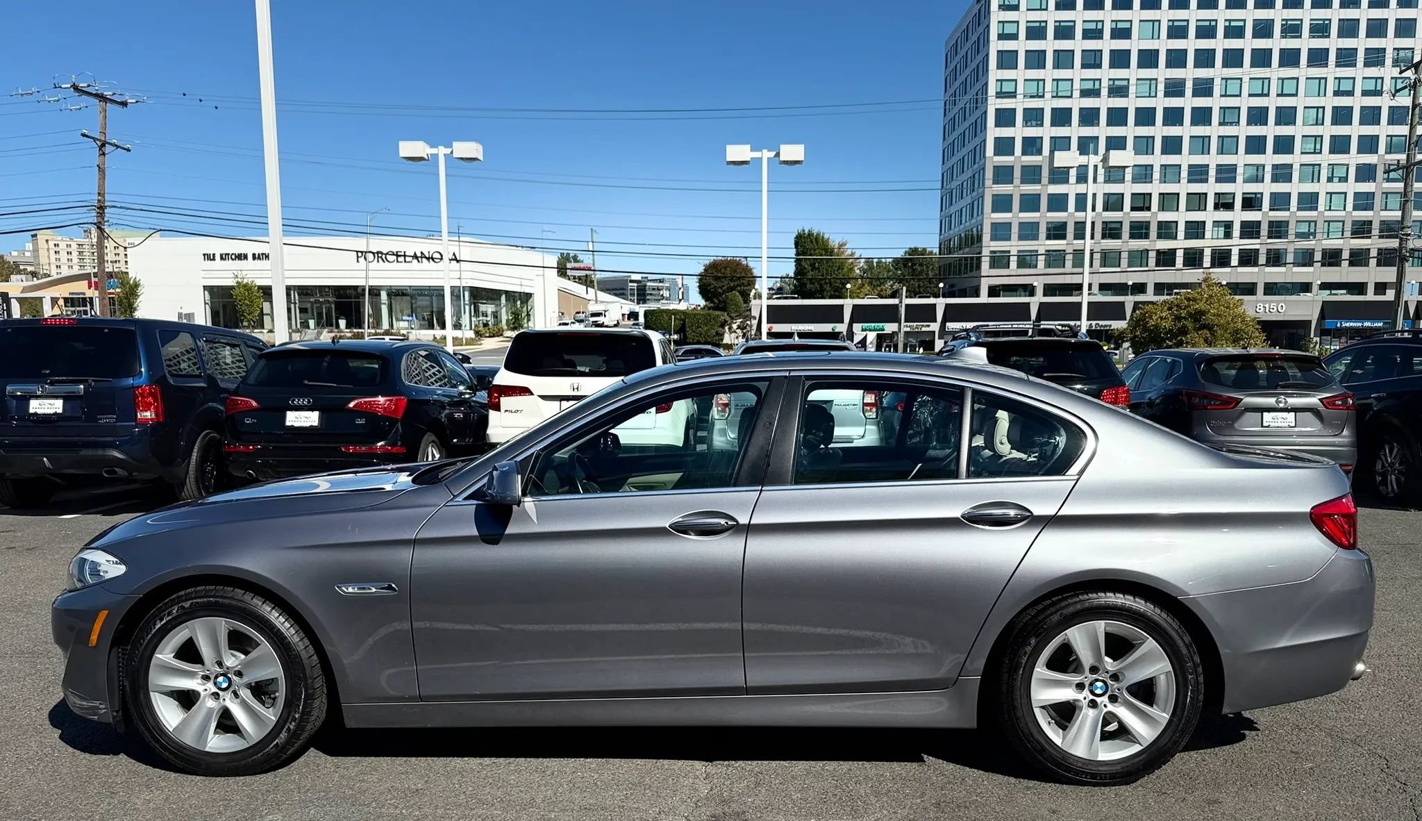 Used 2013 BMW 528i Sedan RWD image 4