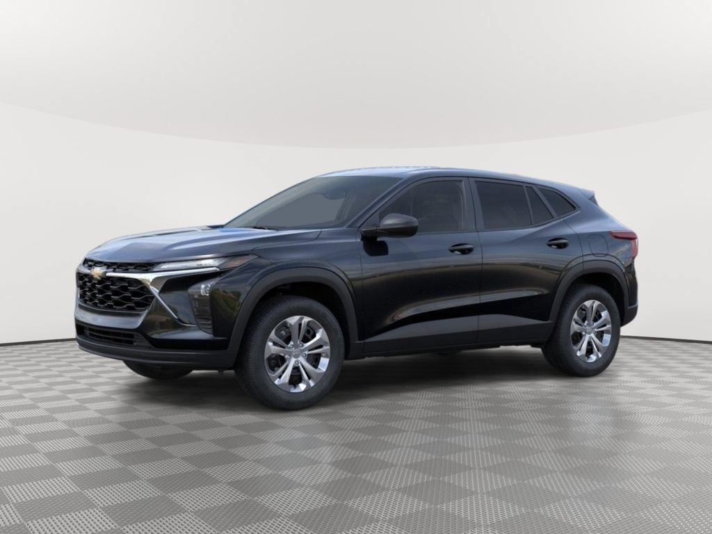 New 2026 Chevrolet Trax LS w/ Driver Confidence Package FWD image 2