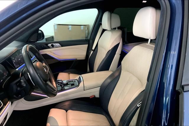 Used 2020 BMW X7 xDrive40i w/ M Sport Package AWD/4WD image 11